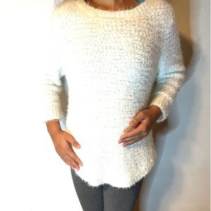 Bunny white fluffy cozy sweater🐰